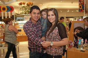 Willy Morales And Sandra Giorgi Abrazame Willy Morales And Sandra Giorgi Abrazame