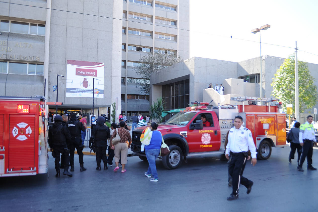 Desalojan la clínica 71 del IMSS El Siglo de Torreón