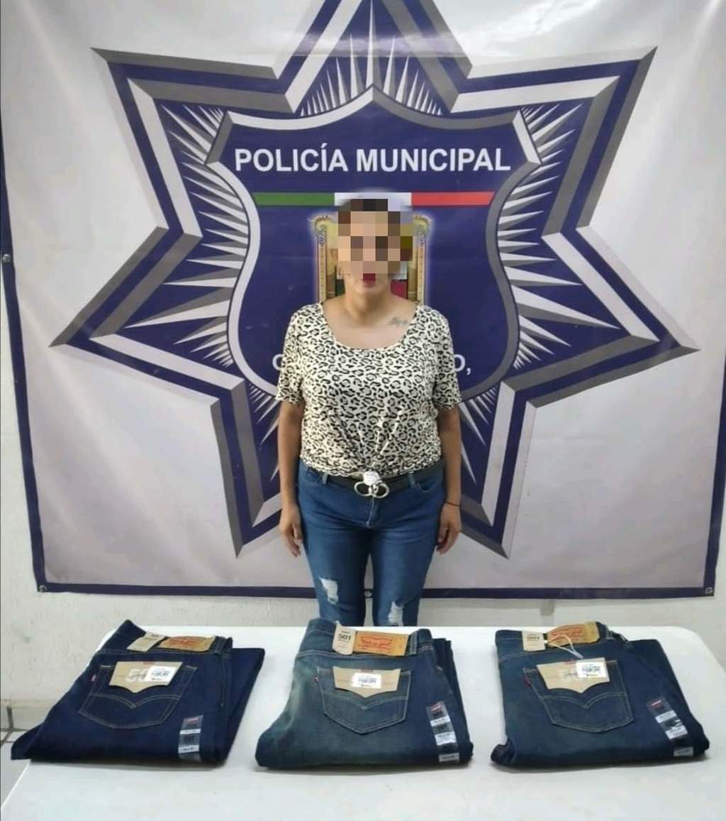 Arrestan A Mujer Por Delito De Robo A Comercio En G Mez Palacio El