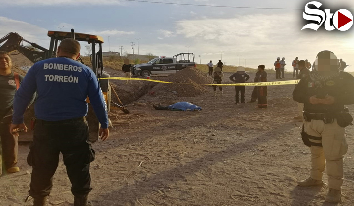 Derrumbe de tierra sepulta a trabajador en Torreón, Siglo TV