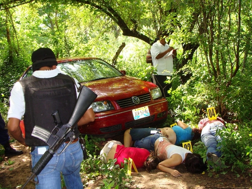 Encuentran muertas a 5 mujeres en Guerrero, El Siglo de