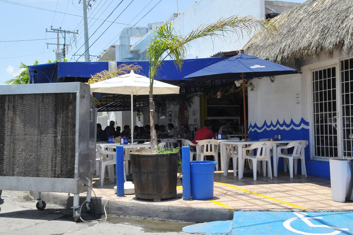 Condicionan el uso de banquetas a comercios, El Siglo de Torreón