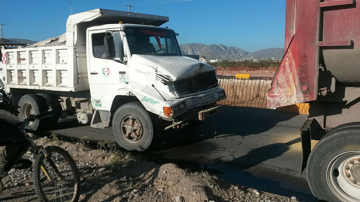 Choque Entre Dos Camiones Deja Sólo Daños Materiales El Siglo De Torreón 4457