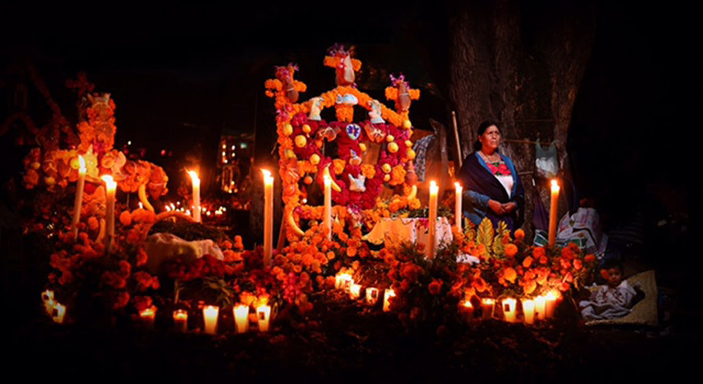 Maravillosa noche de muertos en la isla de Janitzio, El Siglo de Torreón
