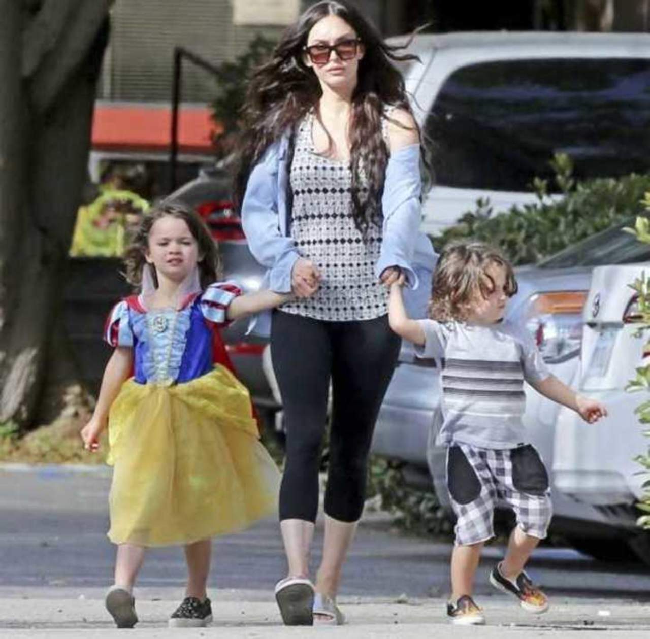 Megan Fox Nueva Familia Bebe Arcoiris