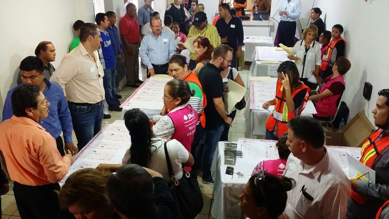 Inicia conteo de votos en Coahuila, El Siglo de Torreón