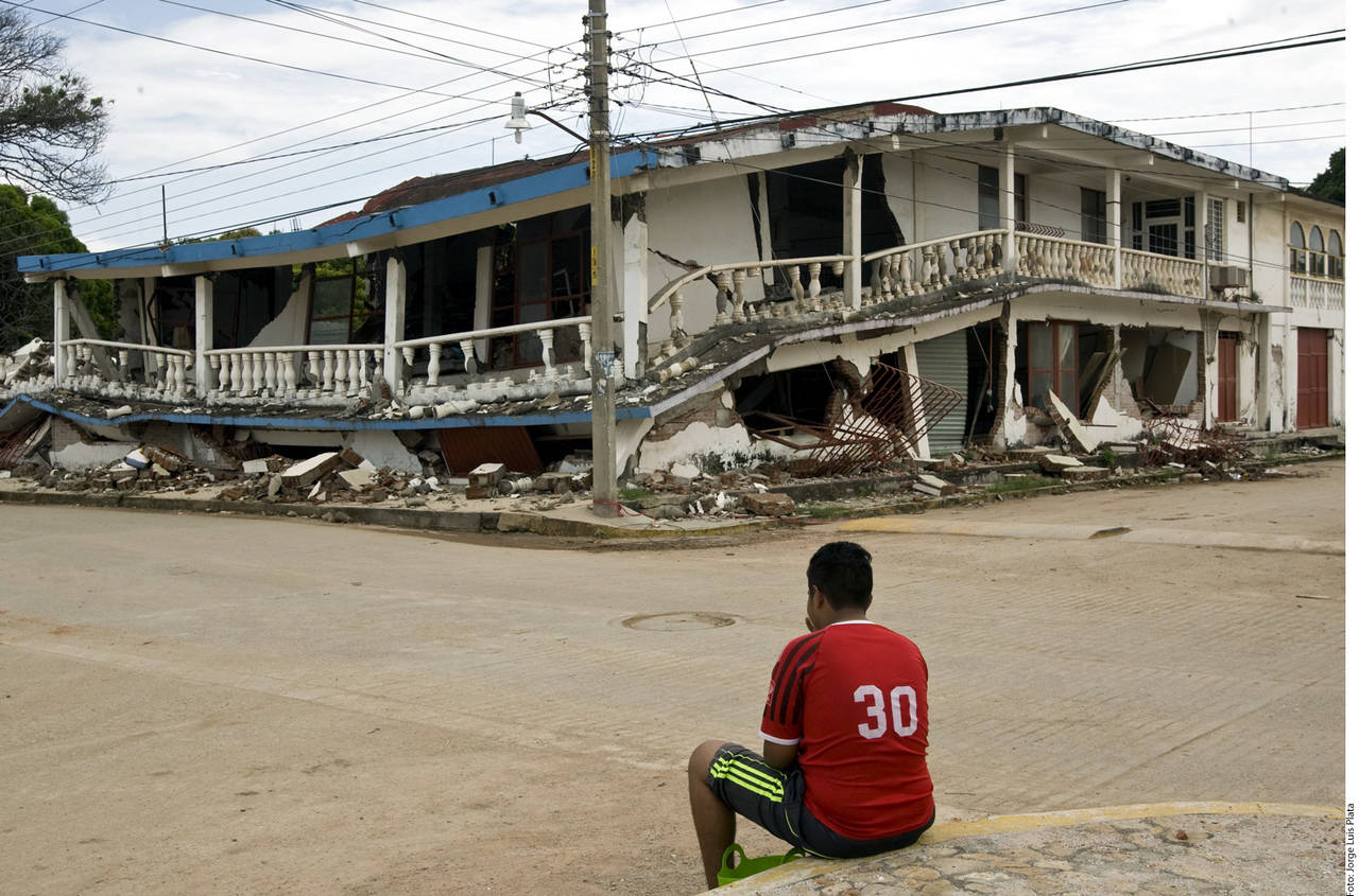 Acusan en Oaxaca olvido tras el sismo, El Siglo de Torreón