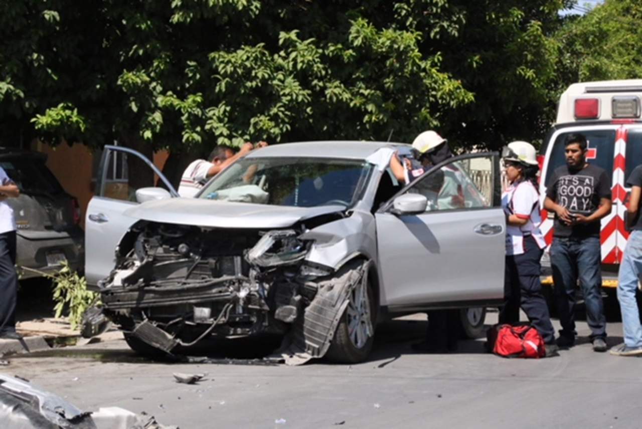 Mujer resulta lesionada en aparatoso accidente El Siglo de Torreón