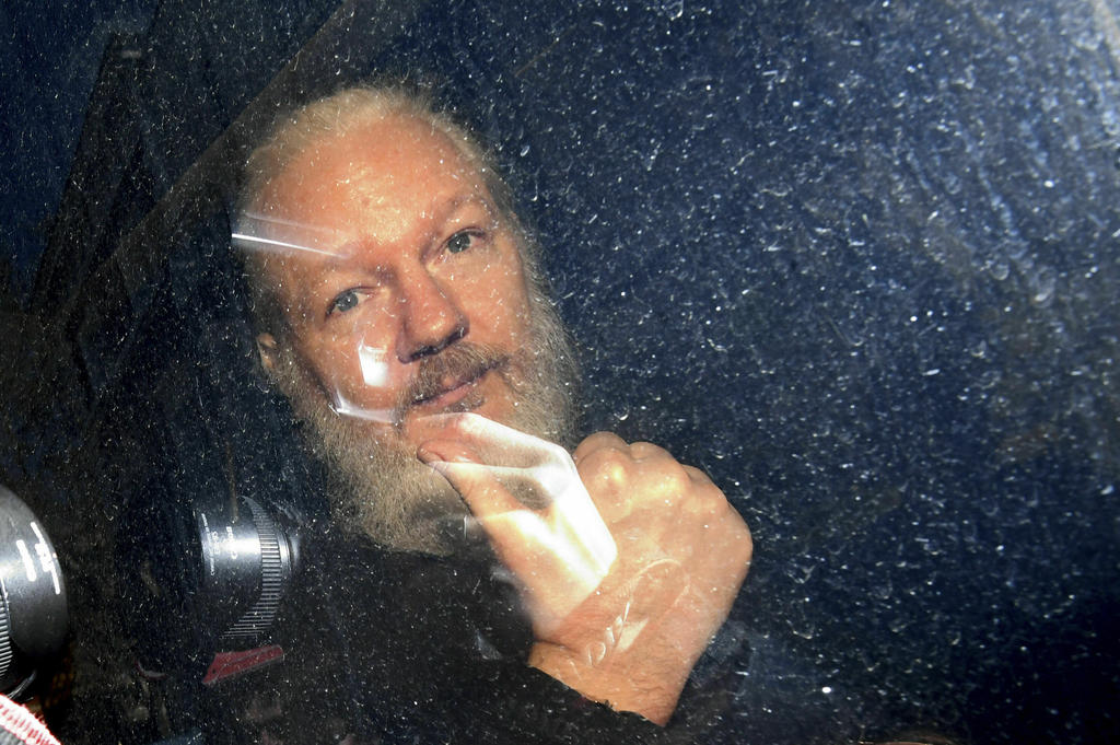 ¿Qué hizo Julian Assange?, El Siglo de Torreón