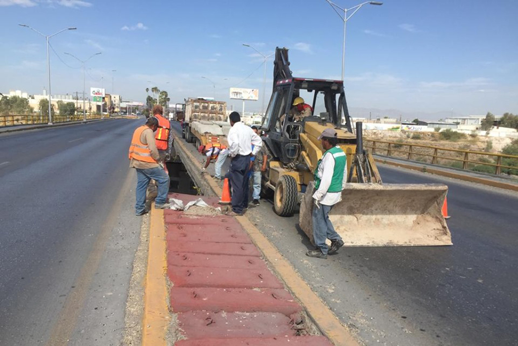 Reemplazan Prelosas En Puente Solidaridad El Siglo De Torreón 3323