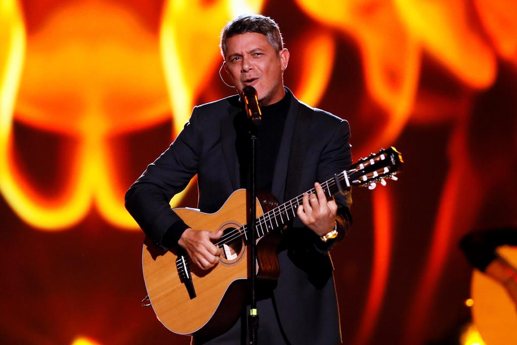 Alejandro Sanz le canta al mundo en un concierto virtual