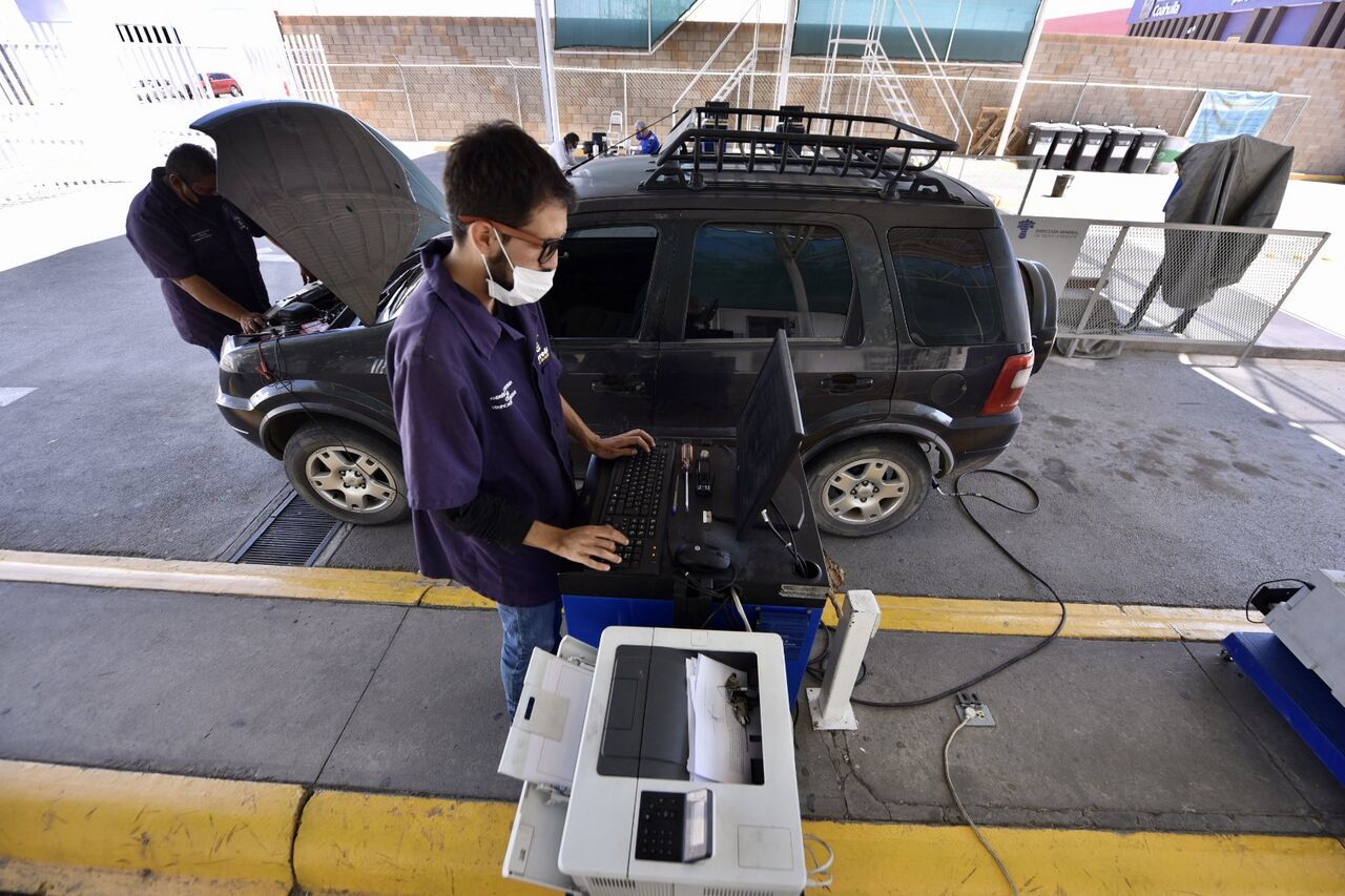 Analizan funcionamiento de software en Centro de Verificación en Torreón