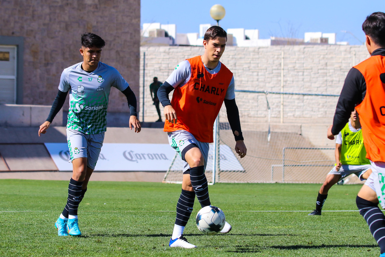 Ulises Rivas habla sobre el potencial de Santos Laguna en el torneo