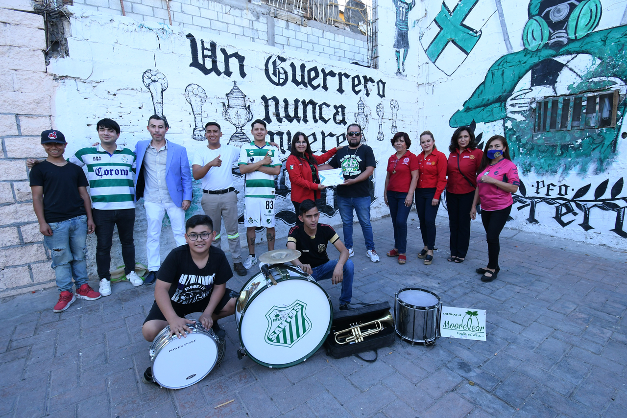 Club Rotario Centenario reconoce a santistas de El Pacífico